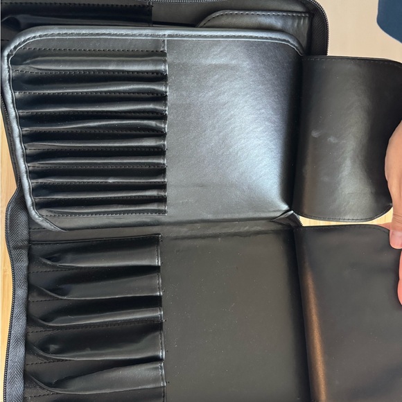 Sigma Beauty Copper Makeup Brush Set with Case - Picture 6 of 9